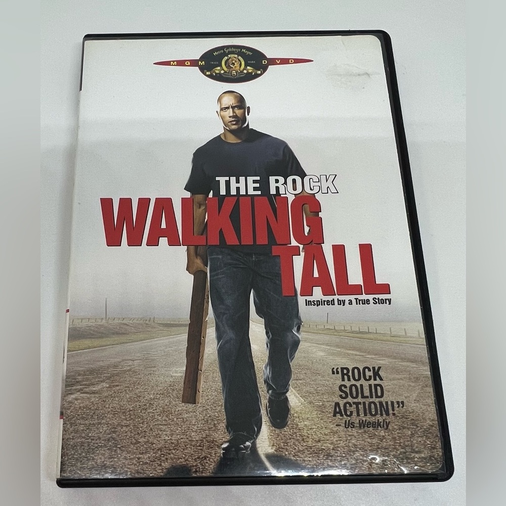 DVD Walking Tall Action Movie The Rock
